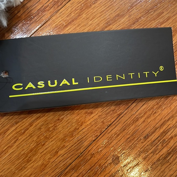 Casual Identity Women’s Size Large NWT Faux Fur Vest Ivory Quilted Adj Waist - Picture 3 of 15